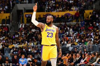 孙颖莎在乒 孙颖莎在乒