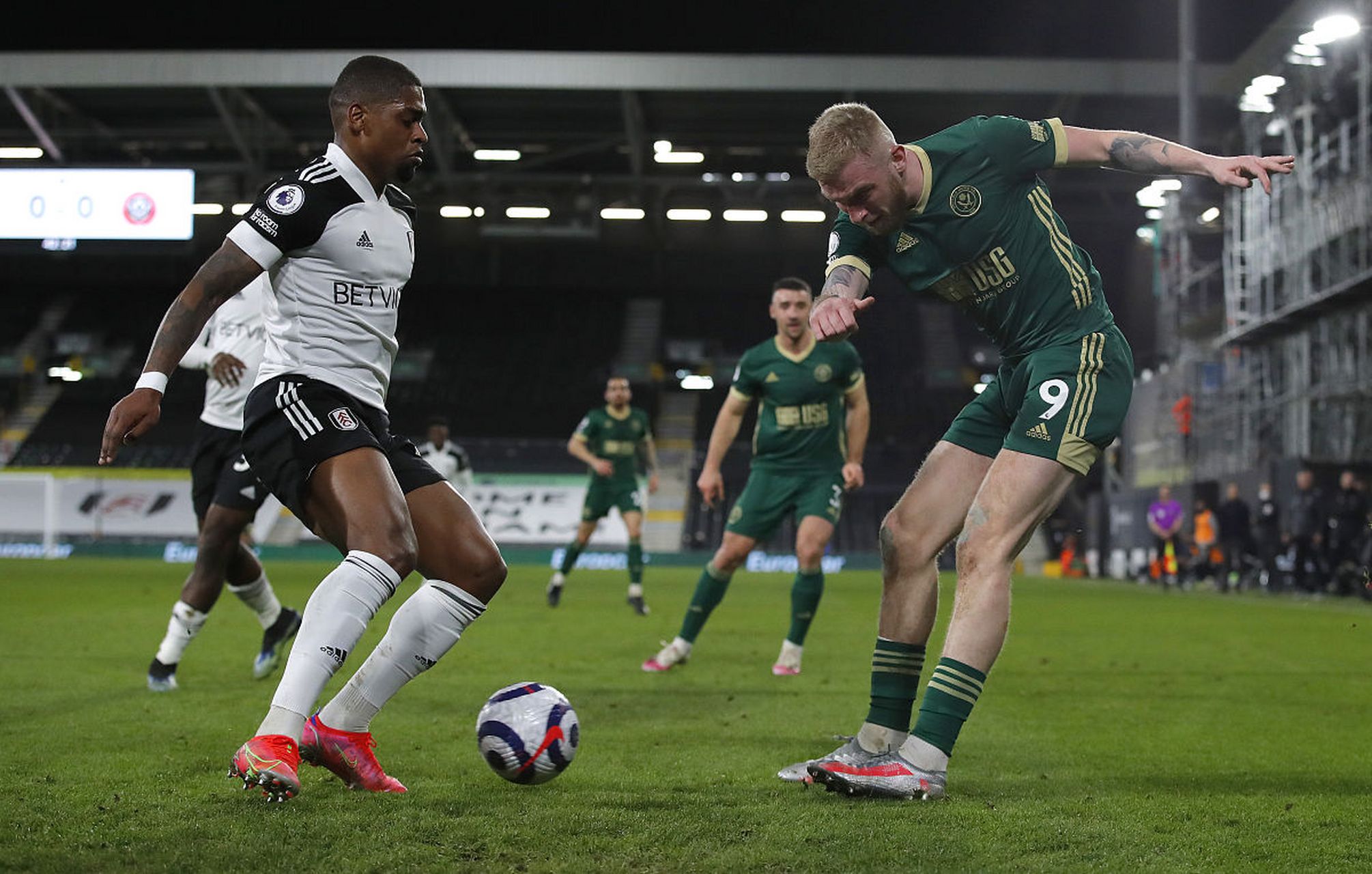 并在比赛中 并在比赛中