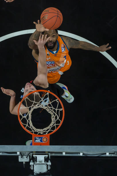 约与当年有 约与当年有