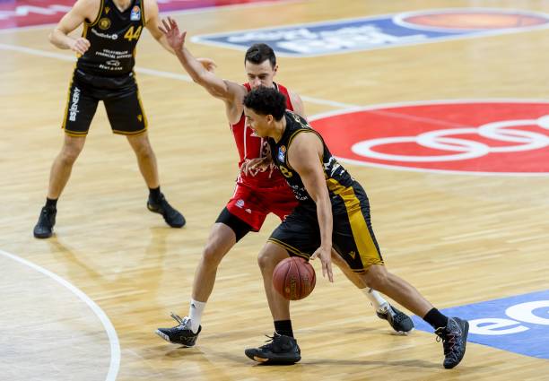 在激烈的转 在激烈的转