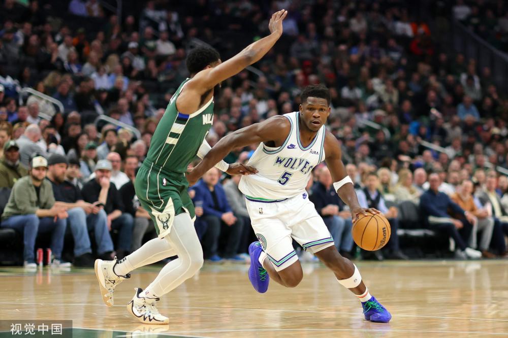 新锐球队成 新锐球队成