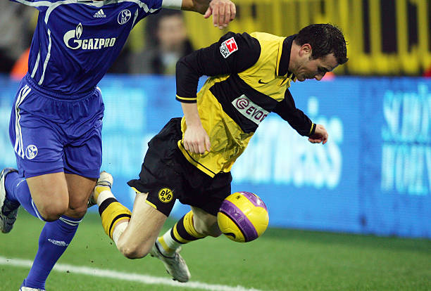 9场比赛中 9场比赛中